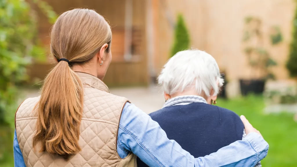 10 signs when is it time for a memory care facility